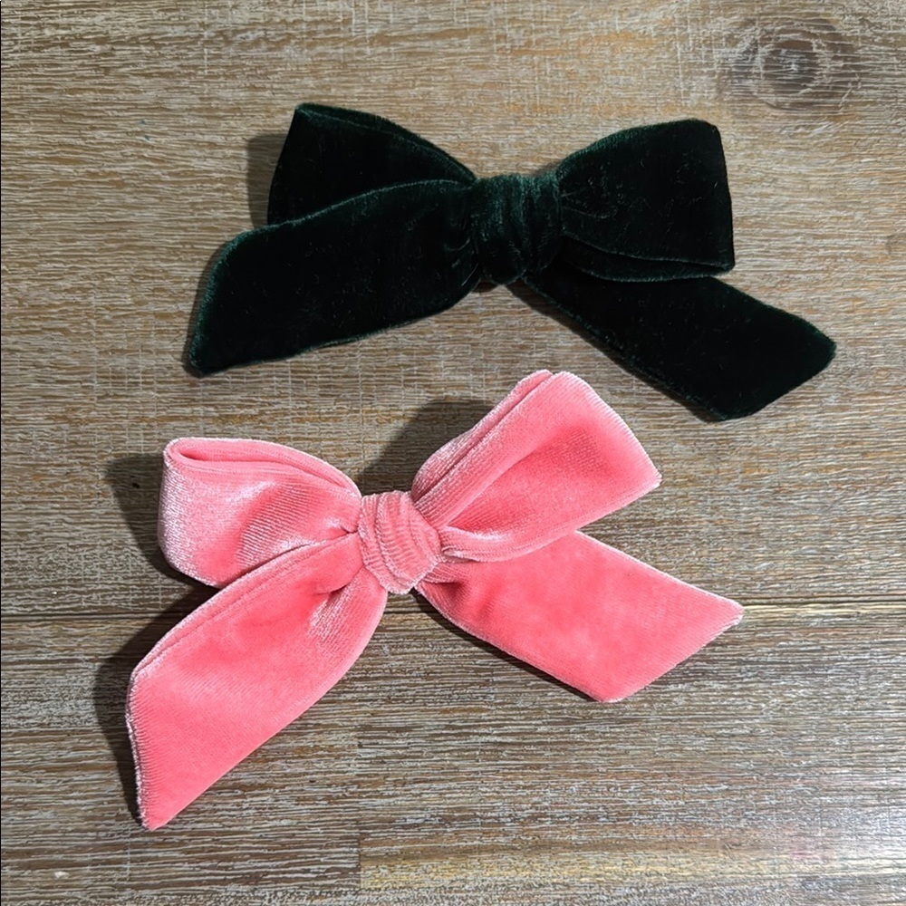 Set of 2 velvet bow clips small shop